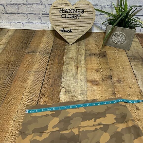 Lululemon Align High-Rise Pant 25"
Heritage 365 Camo Beige Multi size 18 - Picture 12 of 15